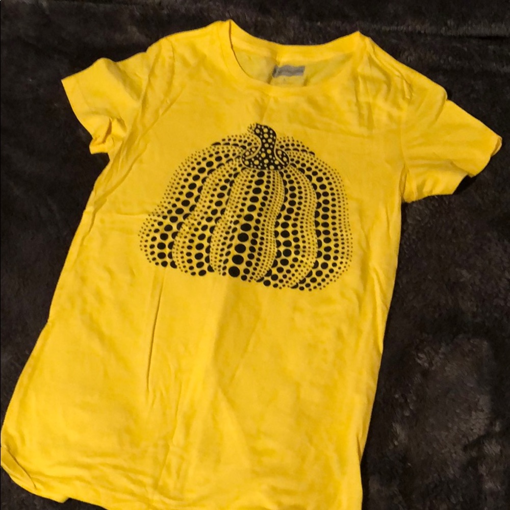 Yayoi Kusama Exhibit Shirt